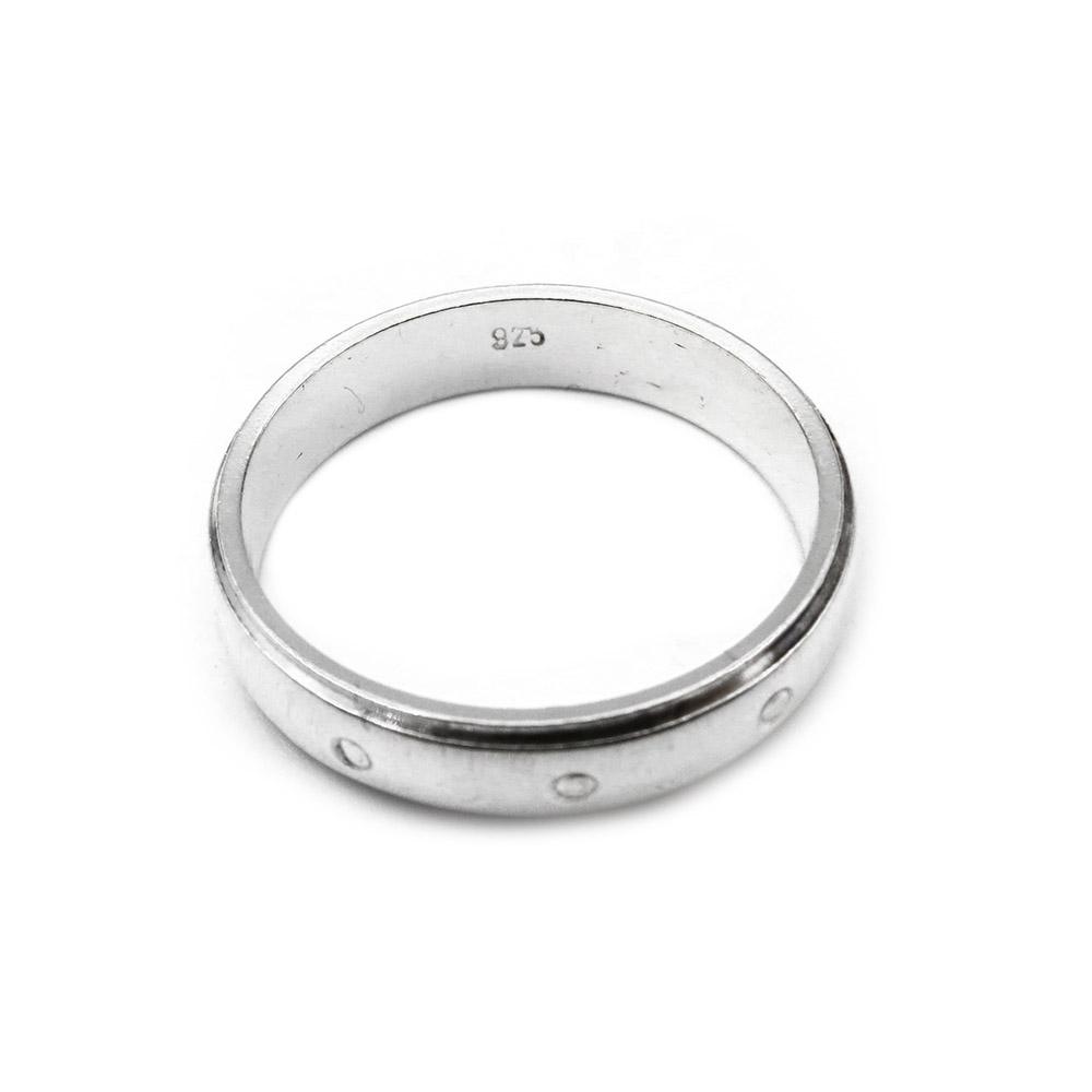 Hopeinen sormus pallokuvioilla koko 17 lev.4mm #2
