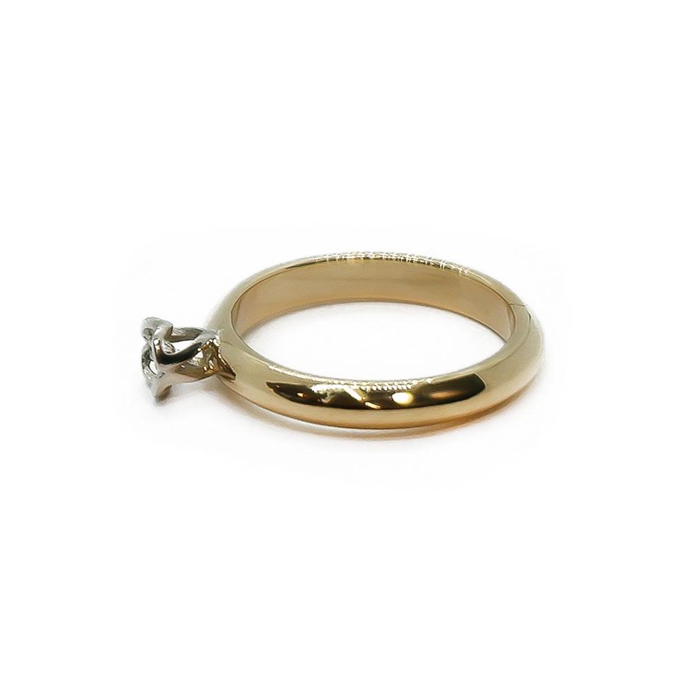 18k Timanttisormus  16,5 #3