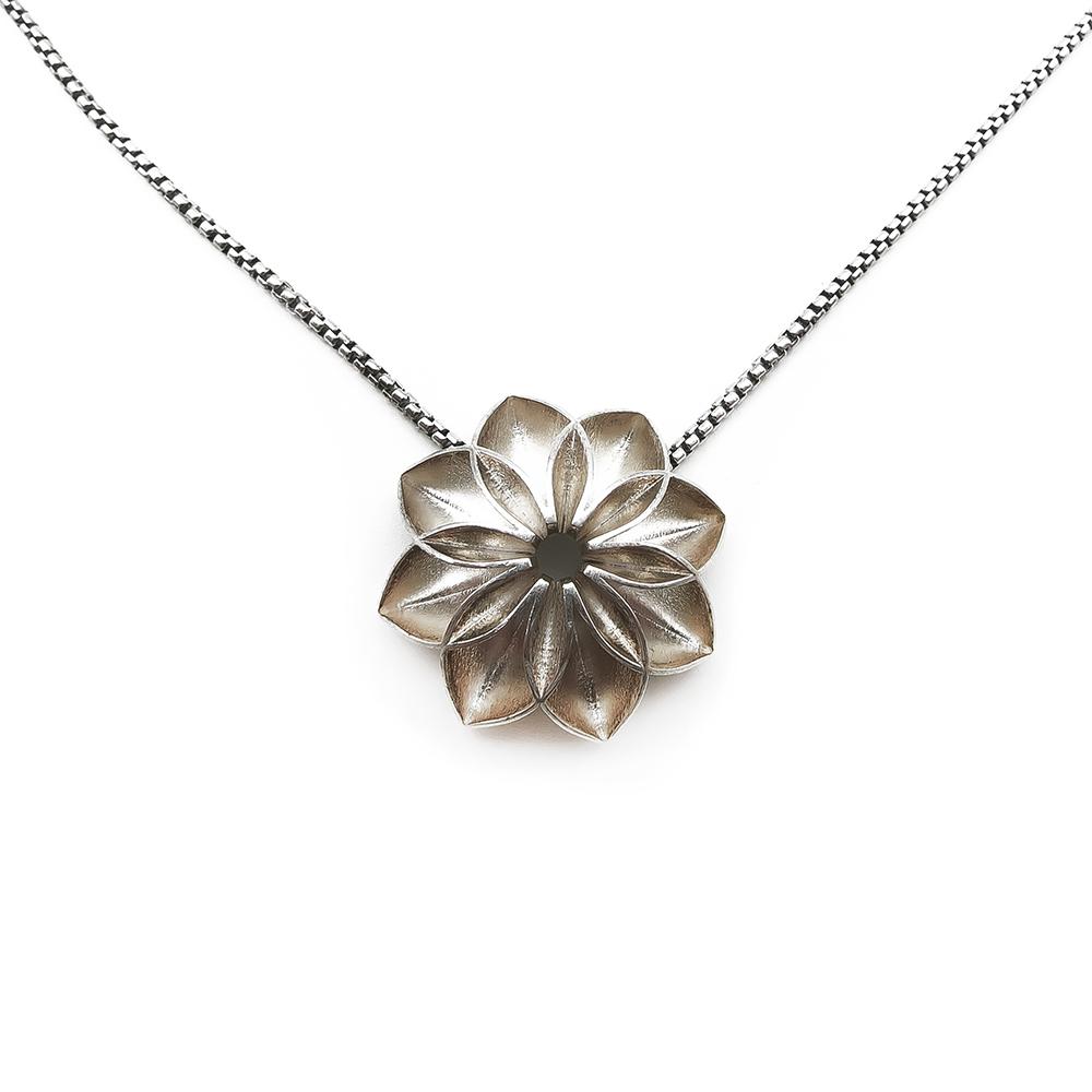 Lumoava Hurma -hopeakaulakoru 42/45/50 cm, 23 mm #1 Kultatukku.fi
