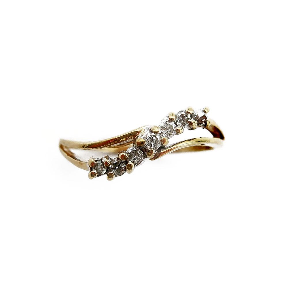 18K Aaltoileva timanttisormus 0,14ct 17,25mm #1
