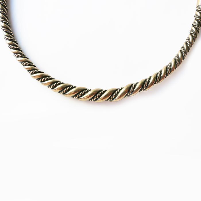 Kalevala koru Halikon Lampolan kierrekääty 47cm Pronssi #2