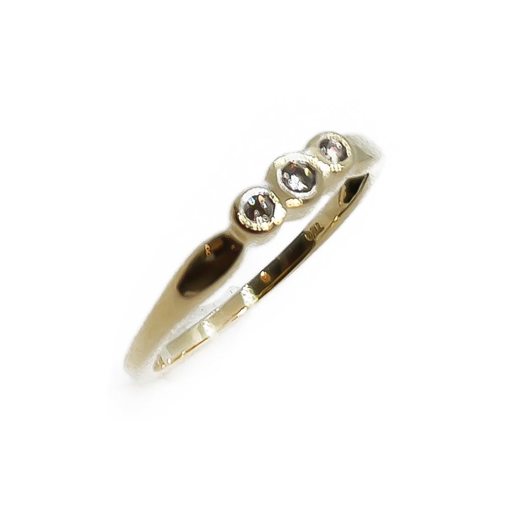 18K keltakultainen kolmen timantin sormus 0,07 ct, 16,5 mm #0 Kultatukku.fi