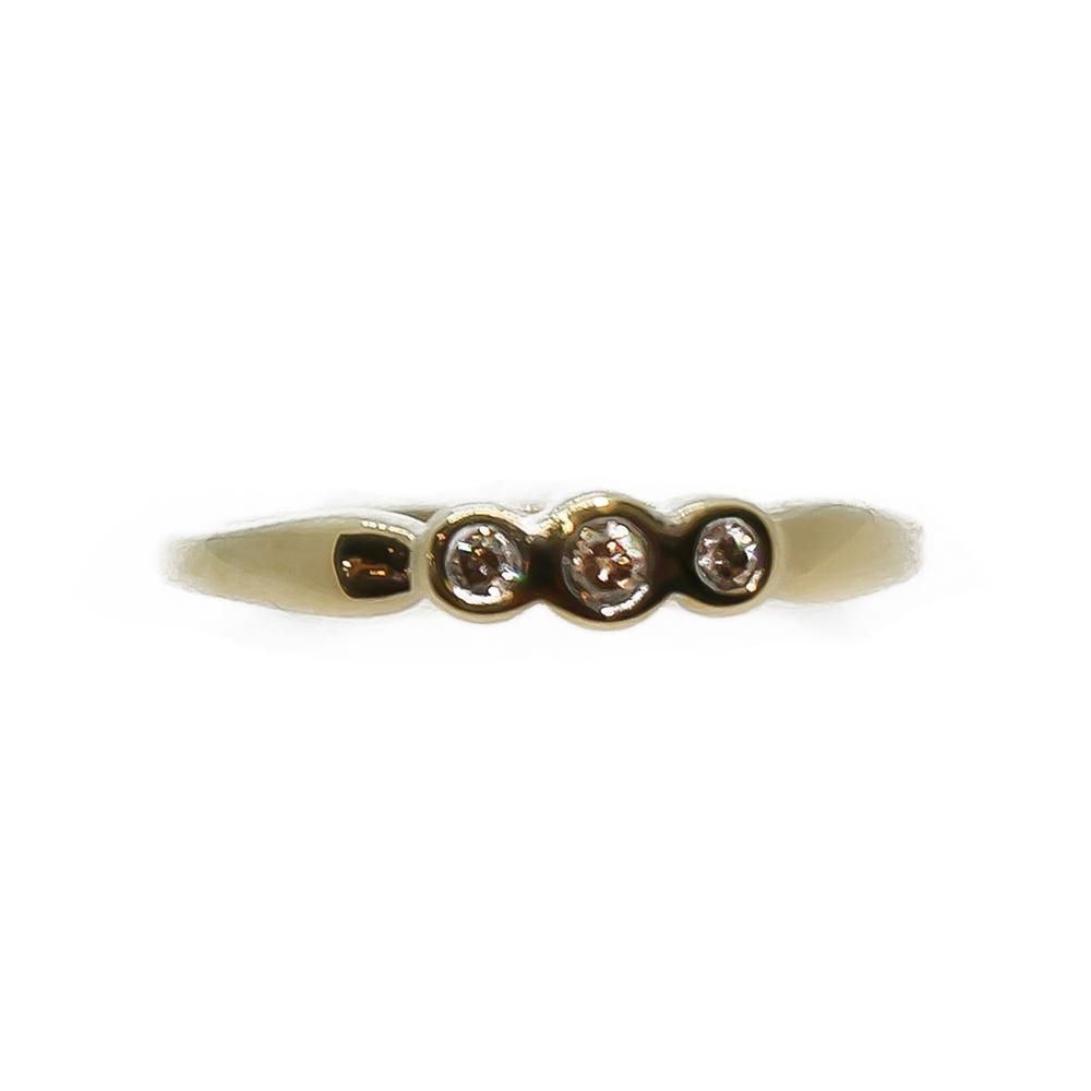 18K keltakultainen kolmen timantin sormus 0,07 ct, 16,5 mm #1 Kultatukku.fi