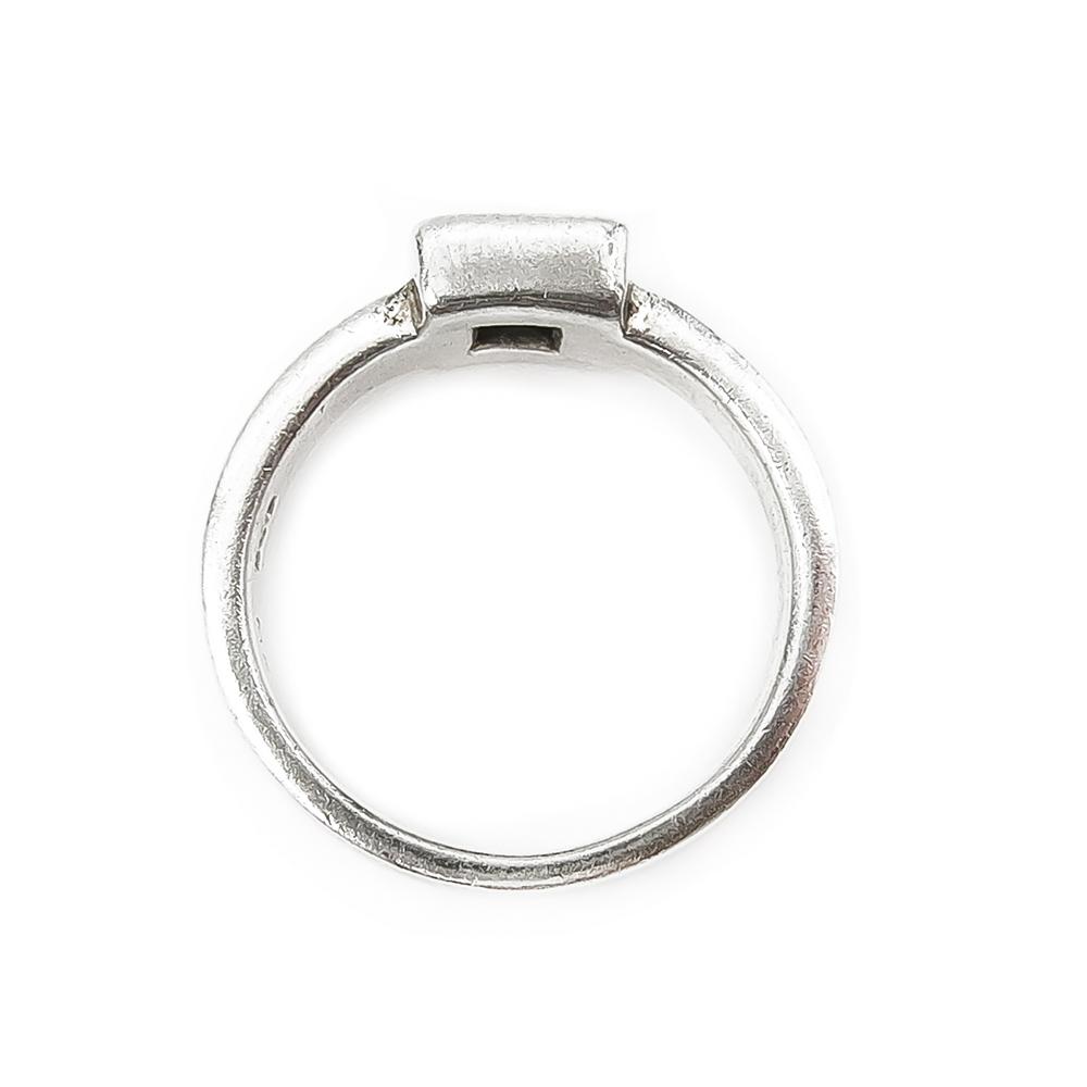 Sormus neliömäisellä kirkkaalla kivellä 16,25mm #2 Kultatukku.fi