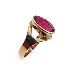 Tuotekuva Kultainen sormus punainen kivi 18,65mm v.-74
