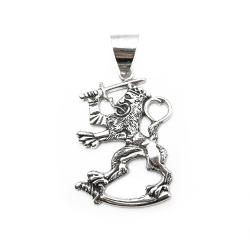 Tuotekuva Hopeinen suomileijonariipus, 7,5cm