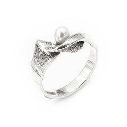 Tuotekuva Helmisormus halk.16+ v.1981