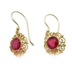 Tuotekuva Kultaiset koukkukorvakorut punainen kivi