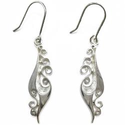 Tuotekuva Lumoava Seireeni korvakorut koukku hopea