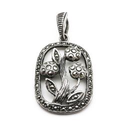 Tuotekuva Hopeinen kukkariipus markasiiteilla