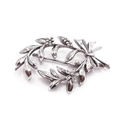 Tuotekuva Hopeinen rintaneula v.-57