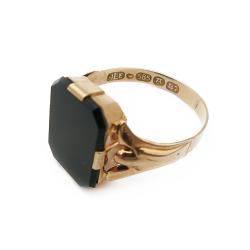 Tuotekuva Kultainen kantasormus koko 21,75 onyx v.-55