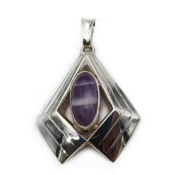 Tuotekuva Hopeinen ametisti riipus v.- 61