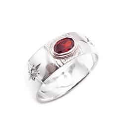 Tuotekuva Hopeinen punakivinen sormus 18,5mm